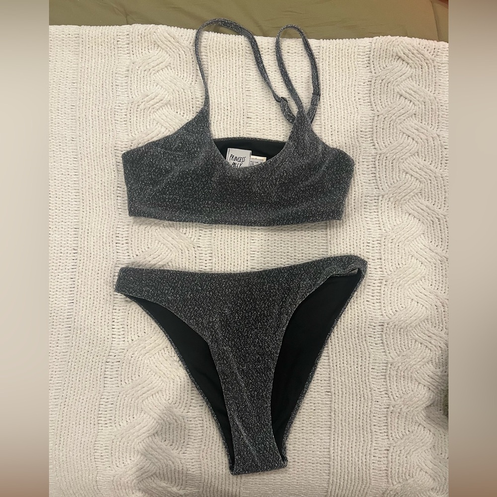 princess polly bikini set in perfect condition
